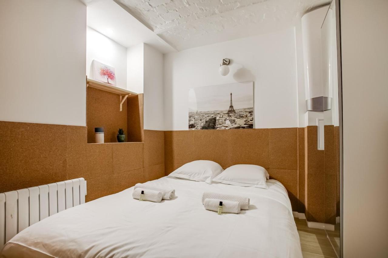 Tiny Duplex With Sauna In The 11 *
